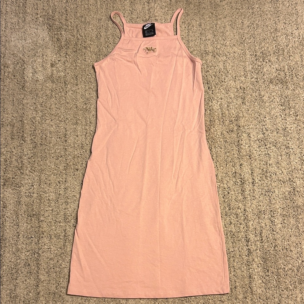 Nike Women's Blush Midi Dress small